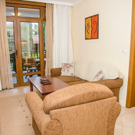 Green Paradise By With Parking Apartment Sosopol