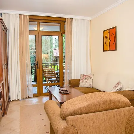 Green Paradise In Santa Marina, + Parking Appartement